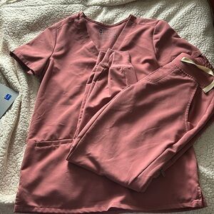 Figs scrubs